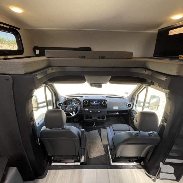 MOTORHOME FOREST RIVER 2025 OU 955K NO PIX!! ✅